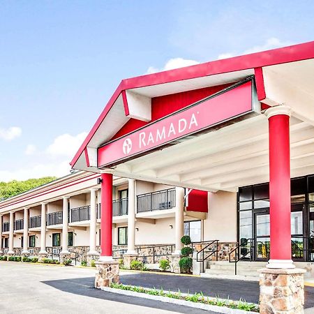 Ramada By Wyndham Rockaway Hotel Buitenkant foto
