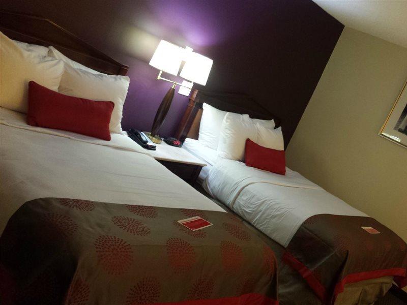 Ramada By Wyndham Rockaway Hotel Buitenkant foto